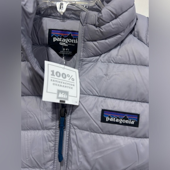 Patagonia Women's S Small Down Sweater Vest Puffer Puff Herring Grey NWT - Picture 3 of 10